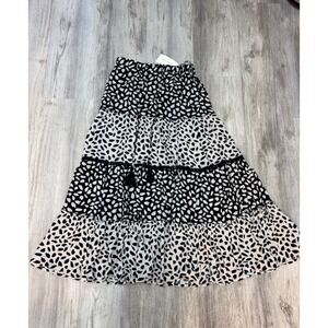 Solitaire NWT Tiered Maxi Skirt Black White Print Tassel Size Large‎